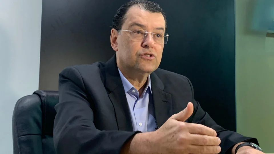 ‘Marina vive no passado e parece que quer nos punir’, diz Eduardo Braga sobre a BR-319