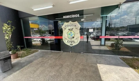 Homem é preso por manter ex-namorada em cárcere privado em Manaus