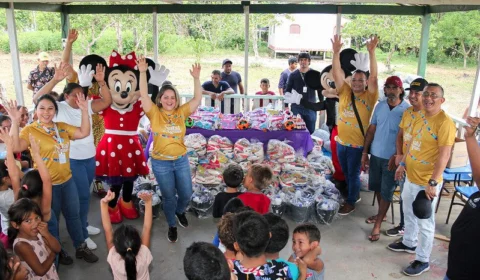 Última ação natalina é realizada na zona rural de Manaus