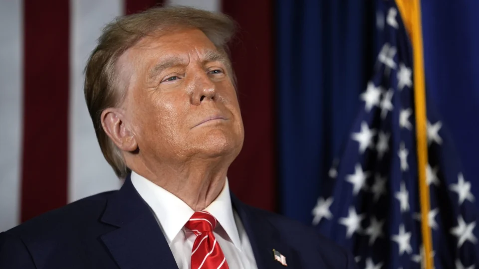 Nos EUA, Trump abre ampla vantagem em pesquisa para primárias