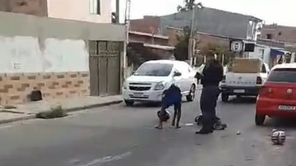 Criminoso é baleado após tentar assaltar motociclista em Manaus