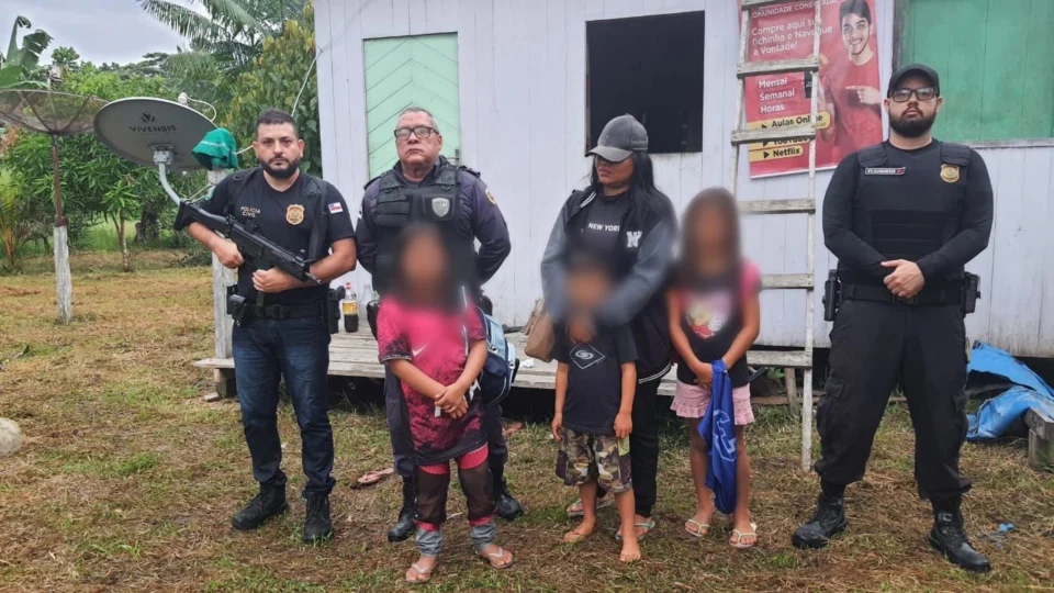 Suspeito de manter mulher e filhos em cárcere privado é procurado no AM