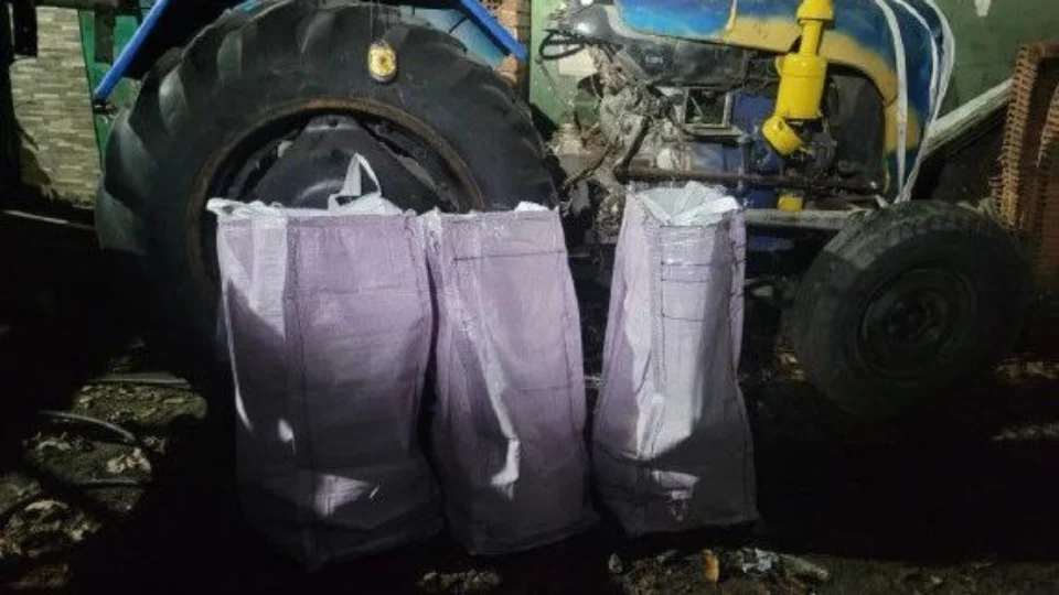 PF mira portugueses por exportação de cocaína dentro de trator para a Europa