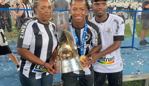 Amazonas FC apresenta mais um reforço: atacante Ênio