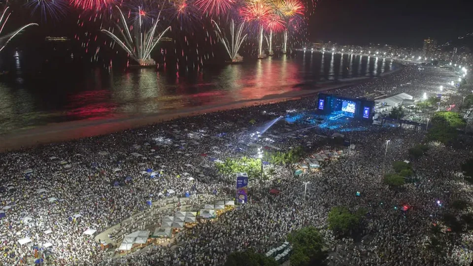 Réveillon 2024 no RJ: veja as atrações e horários da festa