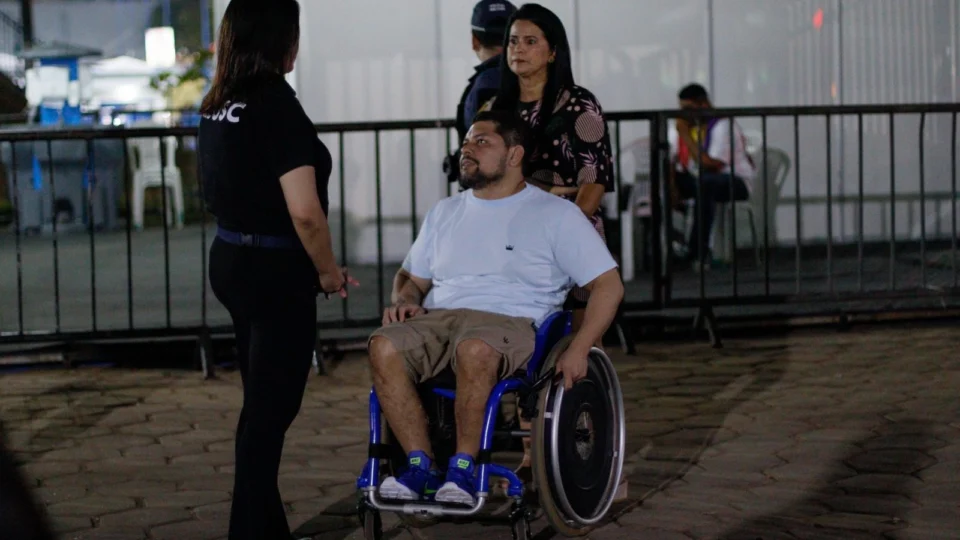 Réveillon do Largo: acesso a local exclusivo para PcDs em Manaus