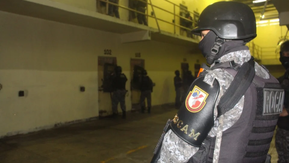 Ipat passa por revista geral em Manaus