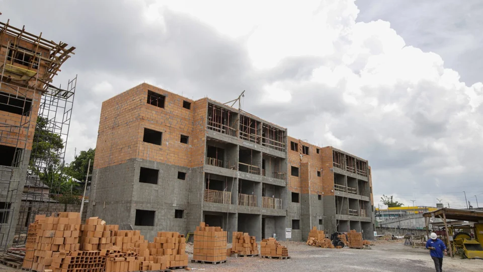 Governo abre edital para construção de 240 habitações pelo ‘Amazonas Meu Lar’