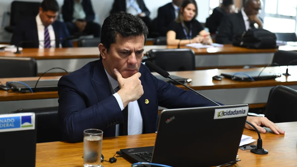 Moro cobra explicações sobre fuga em presídio de Mossoró (RN)