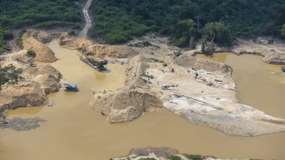 Terra Yanomami: dois indígenas são assassinados por garimpeiros em RR