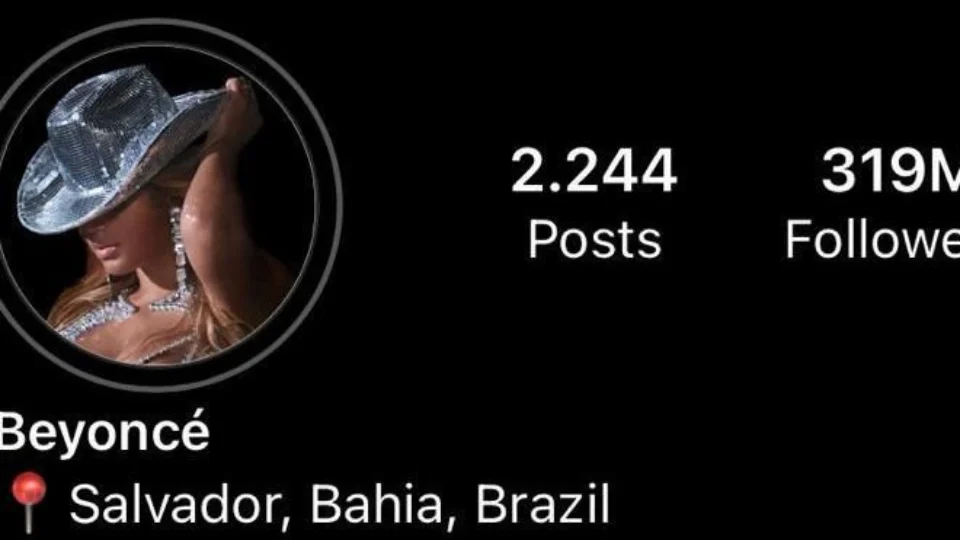 Beyoncé surpreende fãs e atualiza bio no insta: ‘Salvador, Bahia, Brazil’