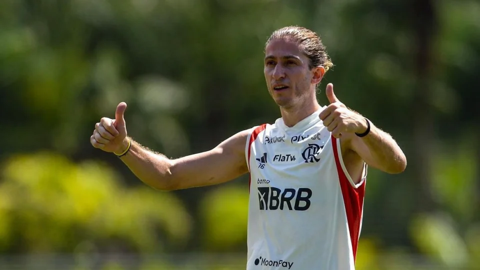 Flamengo anuncia Filipe Luís como técnico do sub17