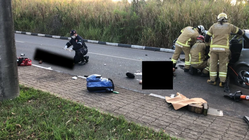 Acidente na Av. Getúlio Vargas deixa 2 pessoas mortas em Roraima