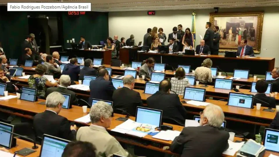 CCJ aprova projeto de empreendedorismo para pessoas com deficiência