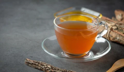 Chá de pitanga: quais os benefícios e quem não pode tomar?