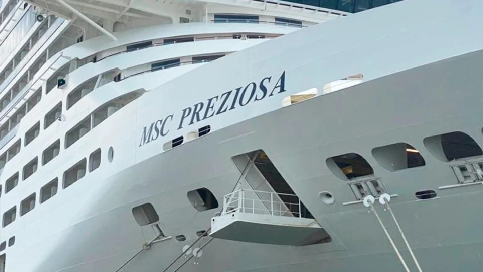 Show de Alexandre Pires em cruzeiro é cancelado após passageiro cair no mar