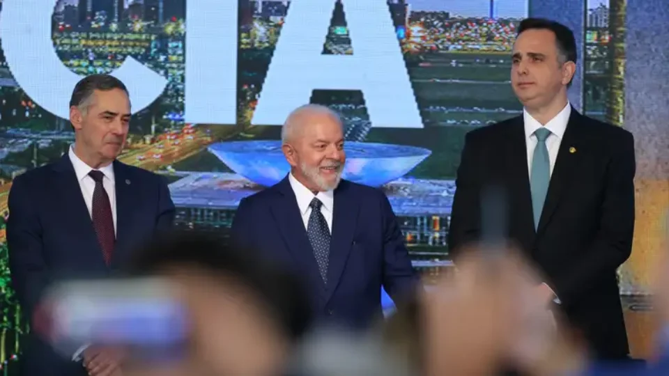 Grupo de Arthur Lira não participou de ato sobre 8/1 por considerá-lo político