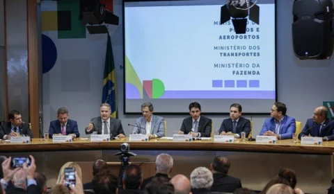 Governo prorroga incentivos tributários a portos e ferrovias