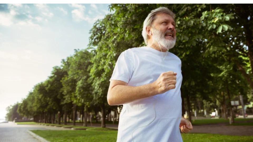 Cientistas estudam homem de 93 anos com idade biológica de 30