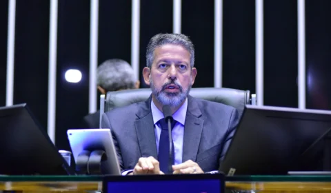 Lira não apoia PEC de mandato fixo para ministros do STF