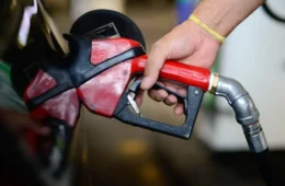 Retorna cobrança integral de impostos sobre diesel no Brasil