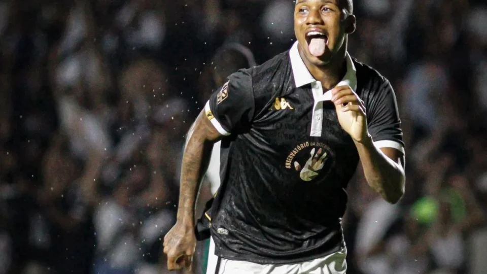 Vasco estreia com vitória no Carioca e marca dois gols em cima do Boavista