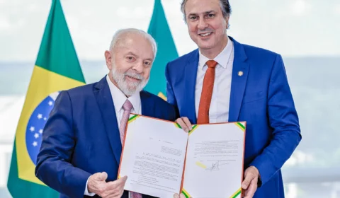 Sancionada lei que cria poupança para manter estudante no ensino médio