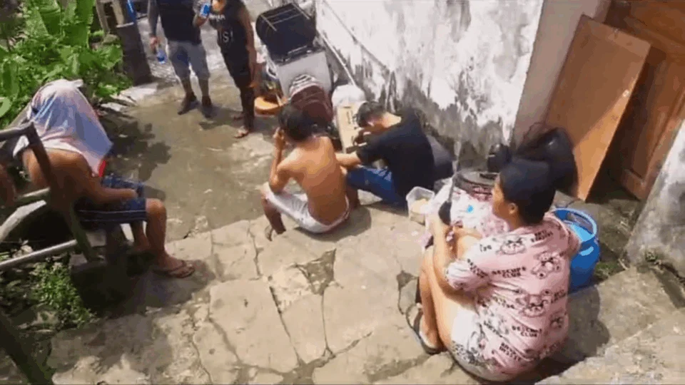 VÍDEO: moradores lamentam perdas após incêndio destruir casas no Centro de Manaus