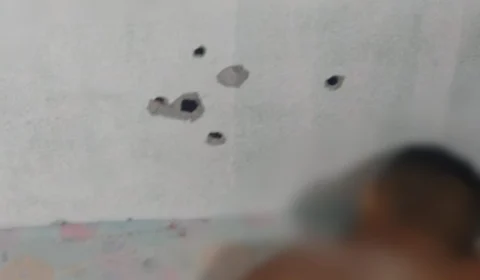 Homem é morto a tiros e mulher baleada após terem casa invadida em Manaus