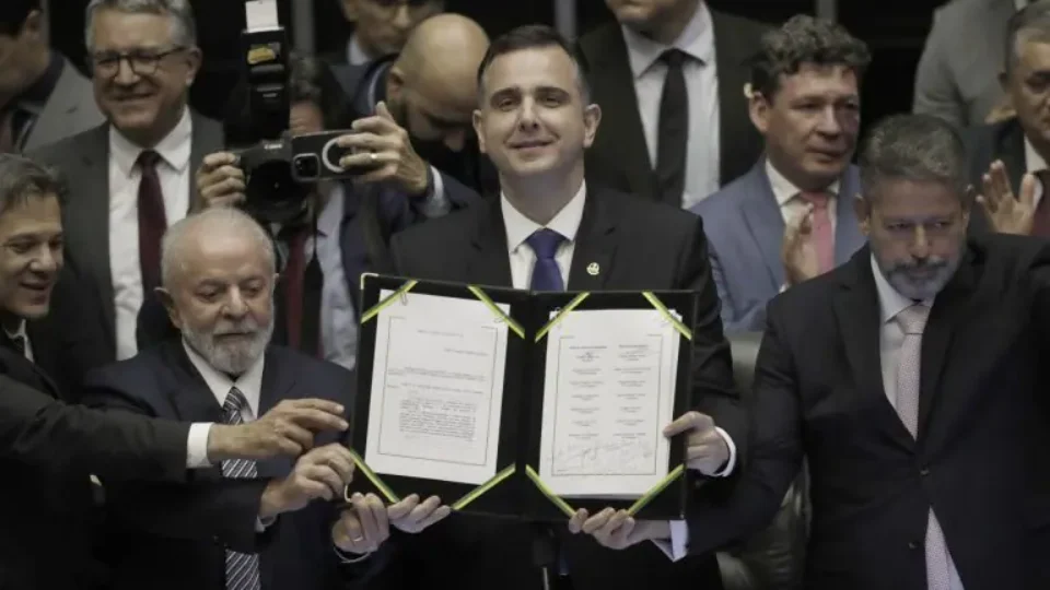 Regulamentação da reforma tributária será prioridade do Congresso em 2024