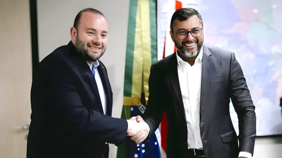 Fausto Júnior é empossado secretário de Desenvolvimento Urbano do AM