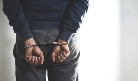 Brasileiro é preso após tentar assaltar banco em Orlando, nos EUA