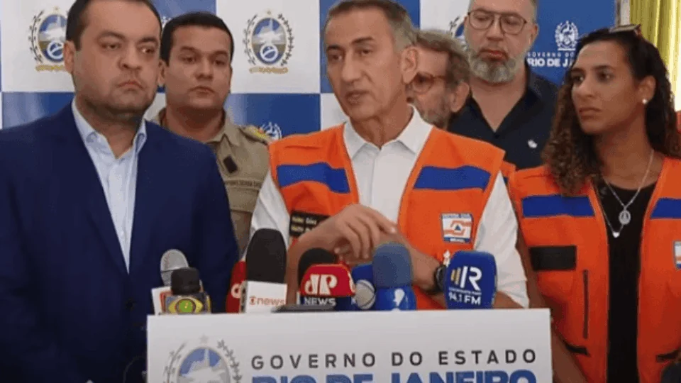 Ministros falam de ajuda do Governo Federal aos afetados pelas chuvas no Rio