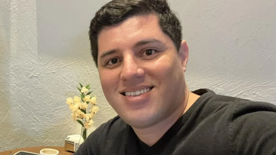 Jornalista e pré-candidato à Prefeitura de Guarujá é assassinado a tiros