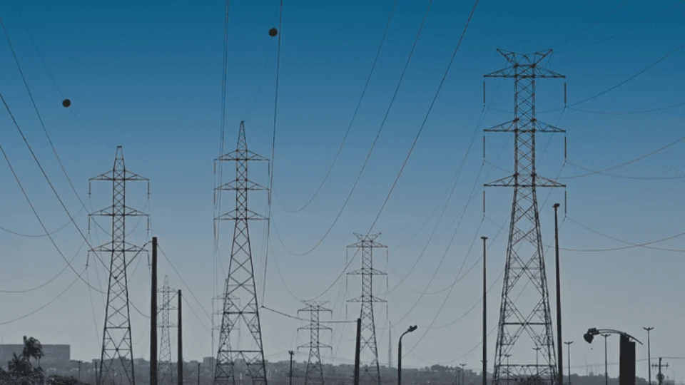 MME poderá seguir com renovação das concessões de distribuidoras de energia