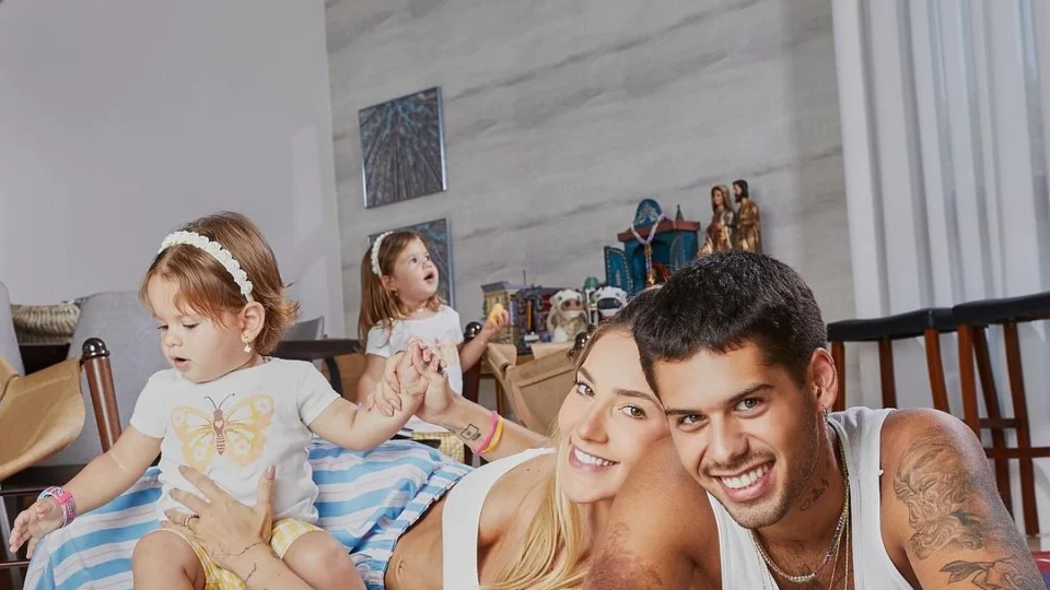 ‘Somos cinco’, diz Virginia Fonseca ao anunciar terceira gravidez