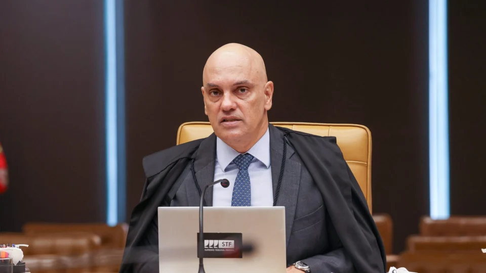Moraes vota para condenar mais 15 acusados pelos atos golpistas