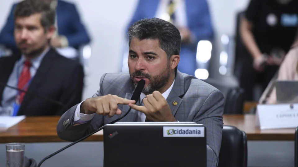 ‘Inapropriada e ofensiva’, diz Marcos Rogério sobre fala de Lula