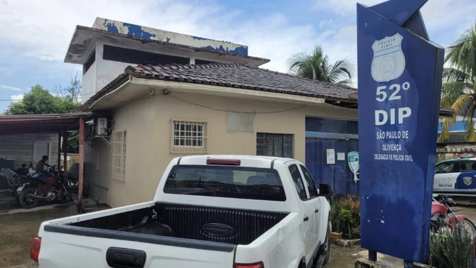 Quatro pessoas são presas após torturar dupla suspeita de furto no Amazonas