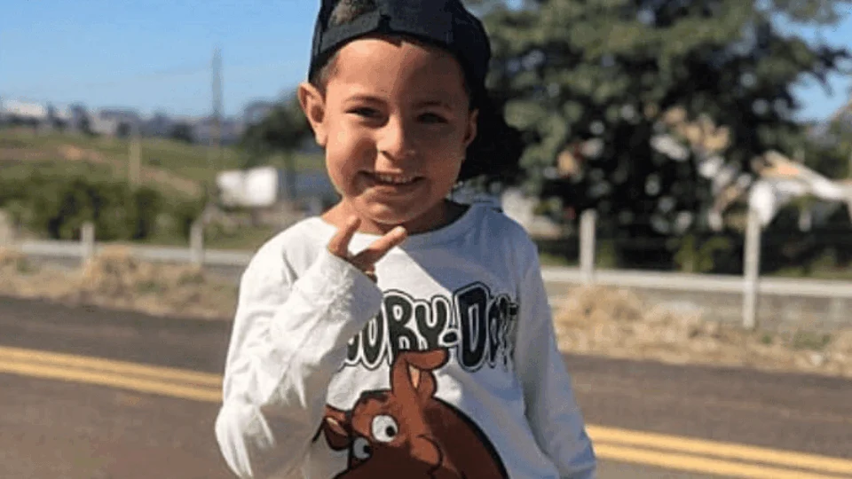 Adolescente de 14 anos é detida suspeita de matar menino de 5 anos em SP