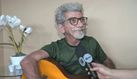 Neuber Uchôa, mestre da Roraimeira, destaca papel da música regional no carnaval de Boa Vista