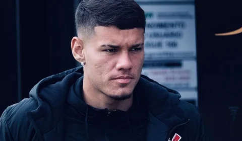 Veja as mensagens trocadas entre jovem falecida e jogador do Corinthians