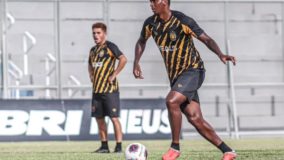 Amazonas FC: Jô é registrado e pode fazer estreia pelo clube