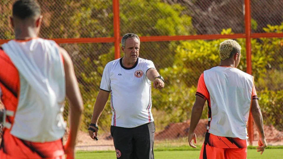 Manauara EC: Alan George é registrado na CBF e comanda equipe nesta quarta, 21