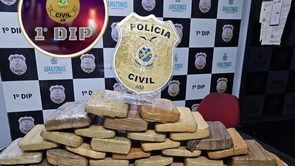 Delivery: cantor de forró é preso com 30kg de maconha, em Manaus