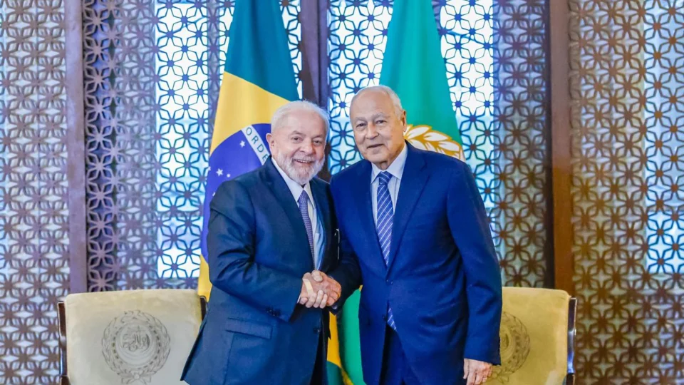 Brasil e Egito apelam para cessar-fogo imediato em Gaza