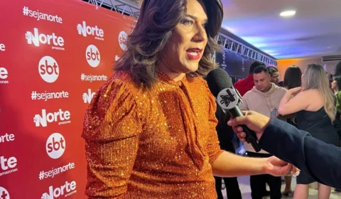 Humorista Tiago Barnabé fala de sucesso e revela novo personagem