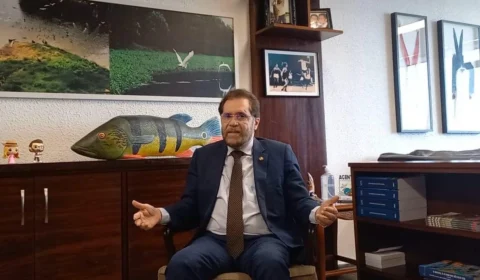 Plínio Valério diz que governo impede fim do auxílio-reclusão