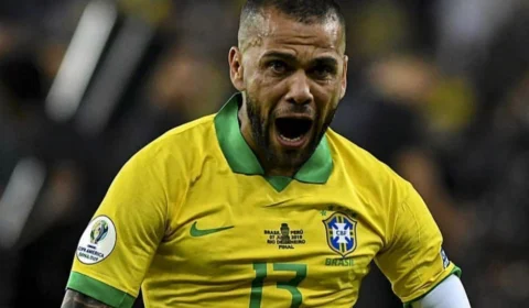 Julgamento de Daniel Alves: vítima reafirma acusação de agressão sexual