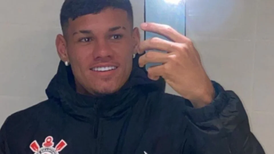 Corinthians se posiciona após morte de jovem em encontro com jogador do time